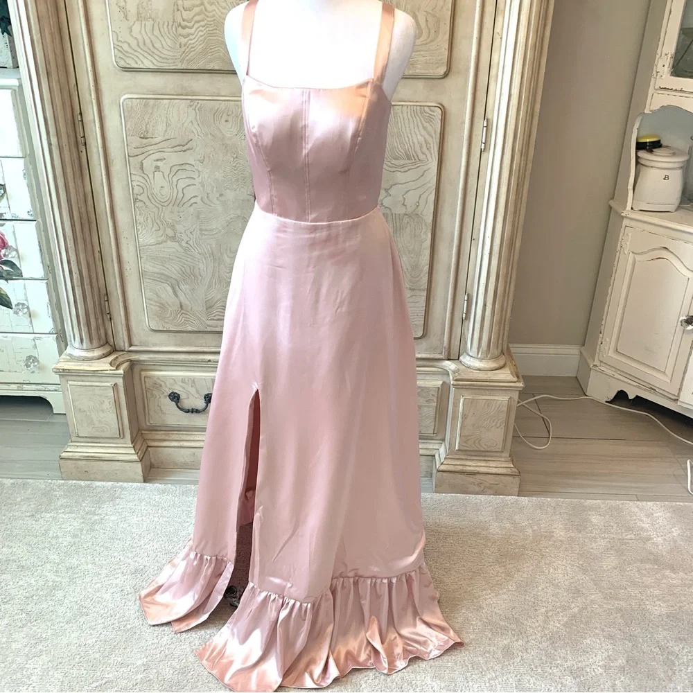 NEW Rose Gold Dress with Ruffle, Prom Dress, NWOT Size M/10 - Picture 1 of 10